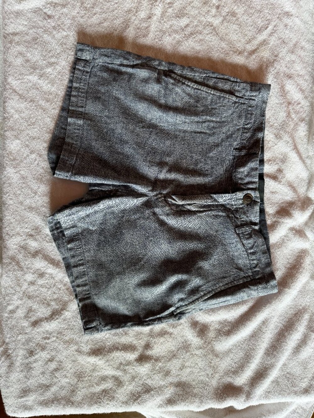 Club Monaco Light Blue Flat Front Shorts (Cotton Linen Blend)